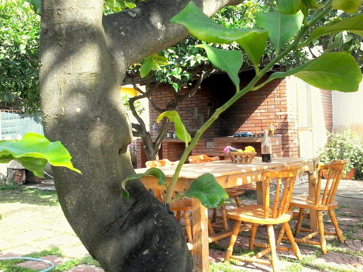 Villa Casa unifamiliar con jard n privado Agnone Bagni Exterior foto