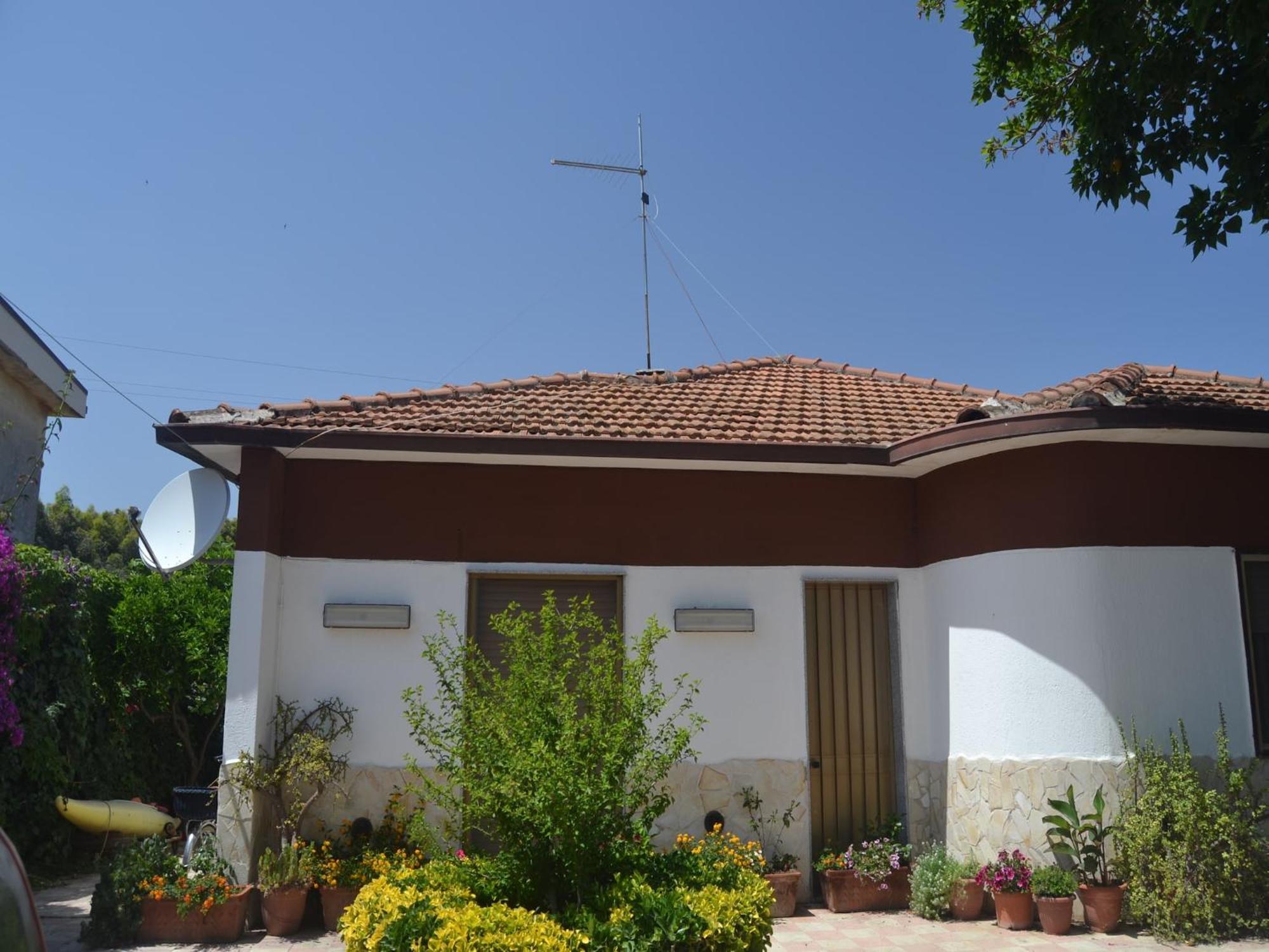 Villa Casa unifamiliar con jard n privado Agnone Bagni Exterior foto